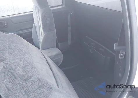 2002 GMC Sonoma Sls from USA, damaged, VIN 1GTCS19W828203260